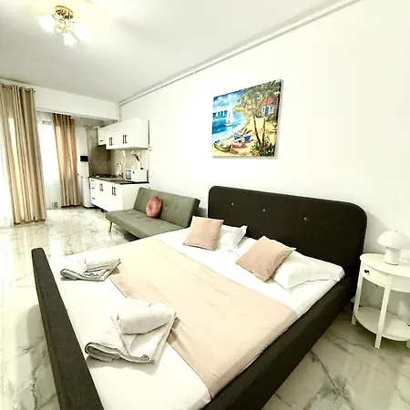 Serene Apartment *